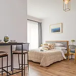 Marone Allure Premium Studio With Garden View